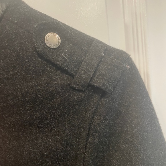ROOTS Women's Winter Jacket Wool Viscose Blend with Belt Coat Size Large - Picture 4 of 12
